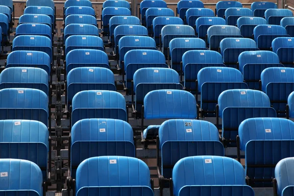 Blauwe stoelen — Stockfoto