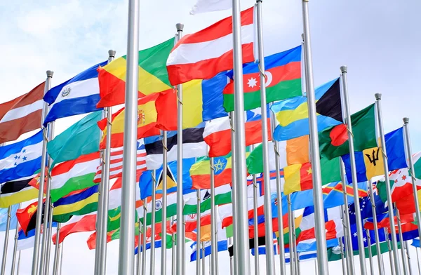 Las banderas nacionales en todo el mundo — Foto de Stock