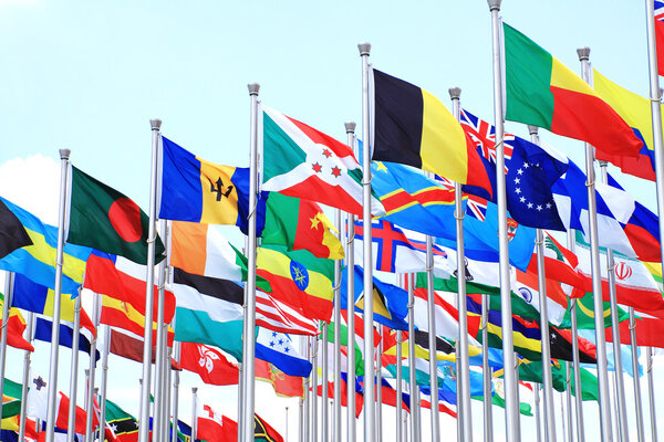 Национальные флаги по всему миру
