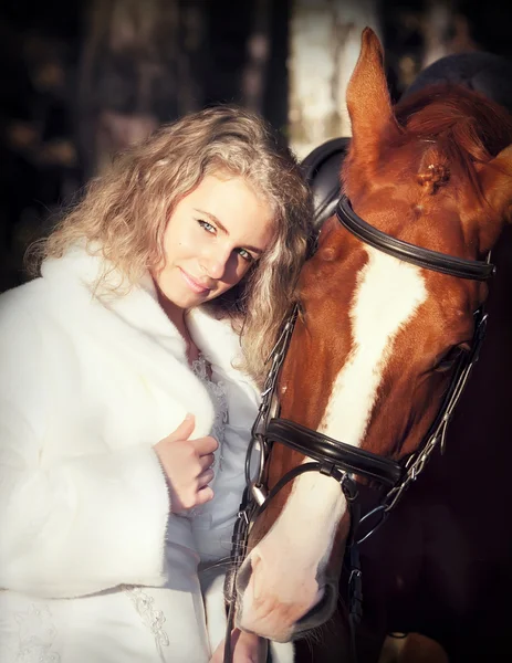 Portrait of beautiful bride with horse — Stock Photo, Image