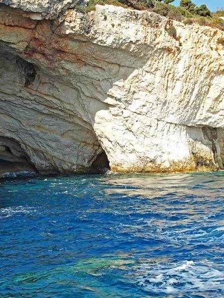 Costa incrível da ilha de Zante com muralha rochosa, Grécia — Fotografia de Stock