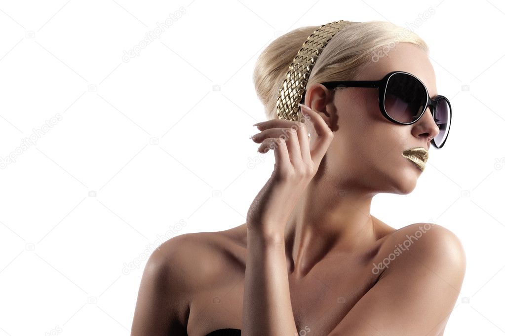 Fashion shot of blond woman with sunglasses on
