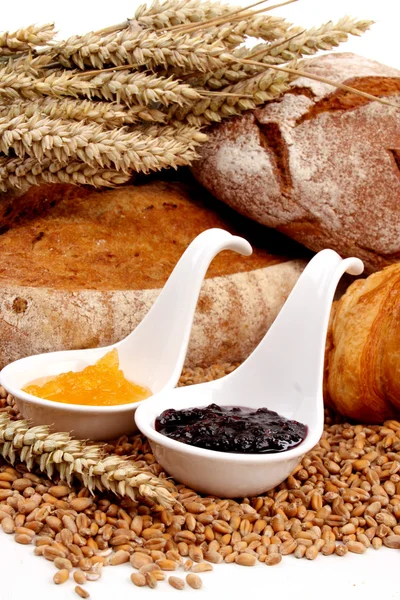 Bread and marmalade — Stock Photo, Image