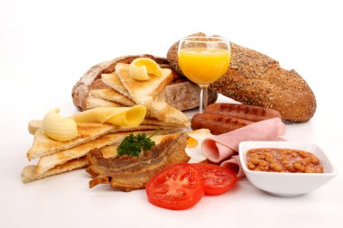 Beyaz bir arka plan üzerinde Kahvaltı