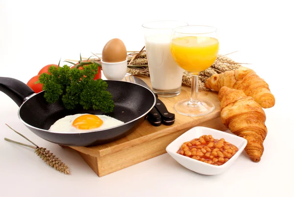 Frukost på en vit bakgrund — Stockfoto