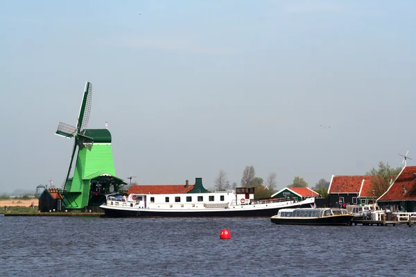 Hollanda yel değirmenleri zaanse Schans'a — Stok fotoğraf
