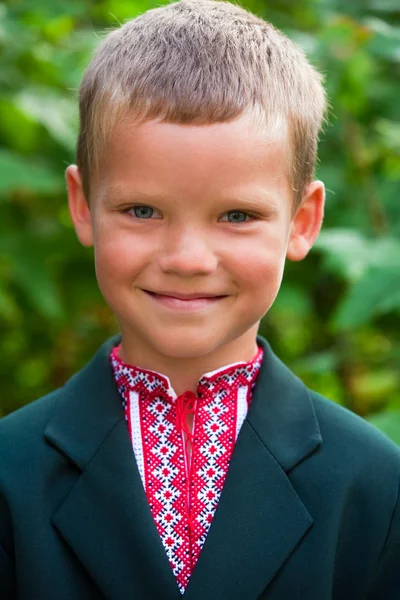 Portrét pěkný malý školák — Stock fotografie