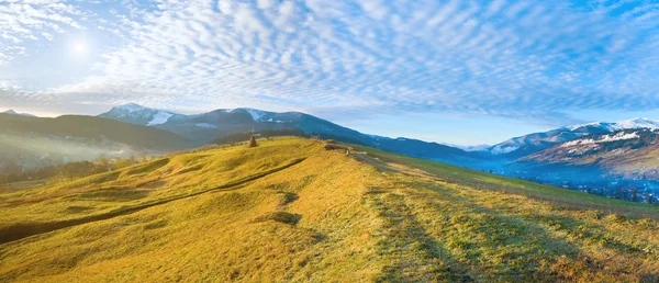 Daybreak dağ — Stok fotoğraf