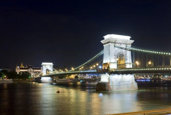 Budapest Kettenbrücke Nacht Ansicht — Stockfoto