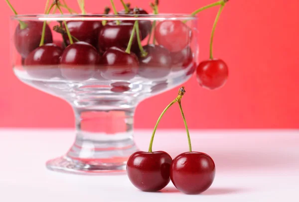 Still life with cherry in glass bowl — Stock Photo, Image