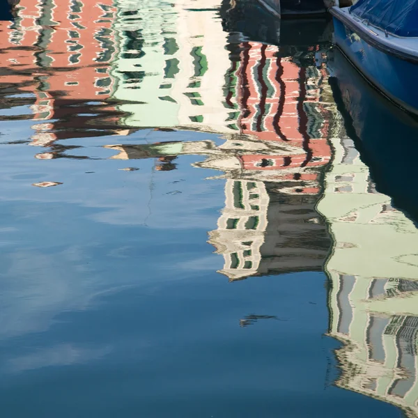 Burano reflections — Stock Photo, Image