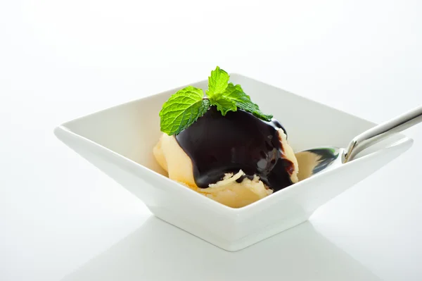 ホット チョコレート アイス クリーム — ストック写真