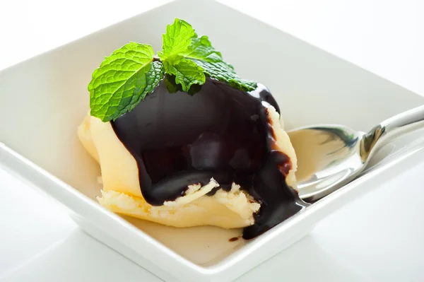 ホット チョコレート アイス クリーム — ストック写真