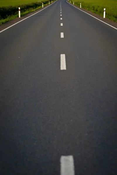 Estrada vazia (cor tonificada imagem ) — Fotografia de Stock