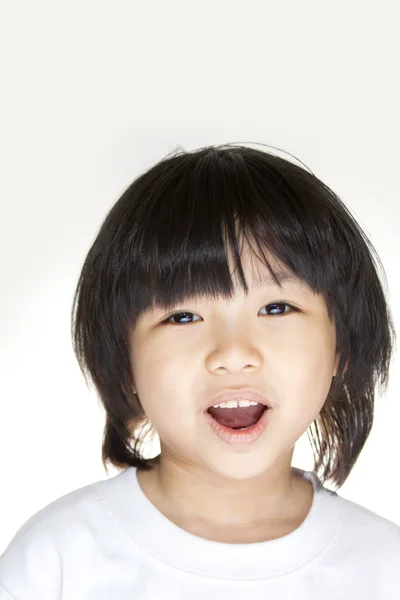 Asiatische junge Mädchen lächelnd — Stockfoto