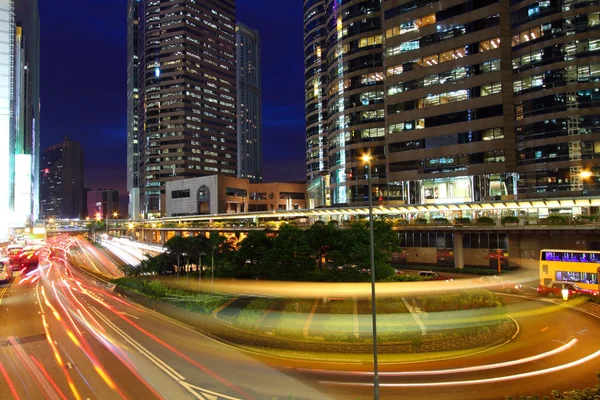 Trafik i centrum av en stad, pärla av öst: hong kong. — Stockfoto