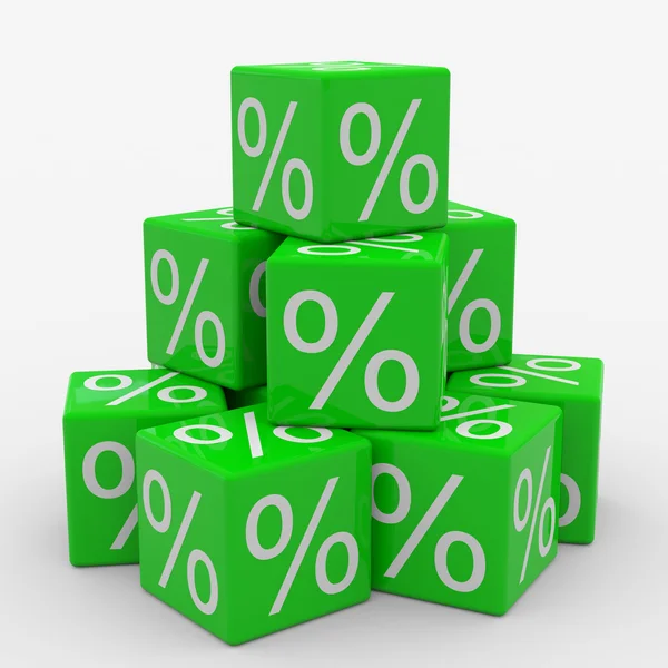 Pyramida zelené kostky s procenta — Stock fotografie