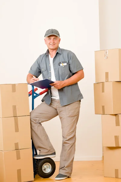 Messenger volwassen mannelijke courier leveren percelen — Stockfoto
