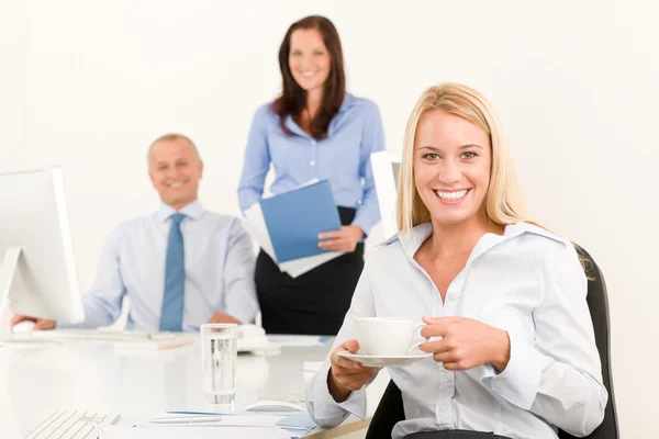 Business team pretty businesswoman drink coffee — Stock Photo, Image