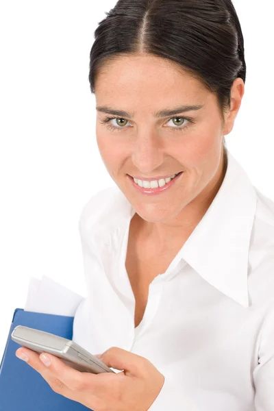 Lächelnde Geschäftsfrau attraktiv halten Telefon — Stockfoto