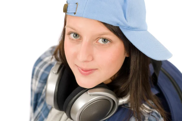 Roztomilá holka teenager vychutnat hudbu se sluchátky — Stock fotografie