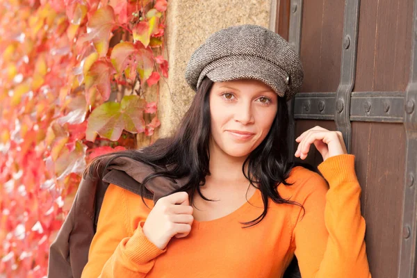 Autumn portrait of beautiful young female model — Stock Photo, Image
