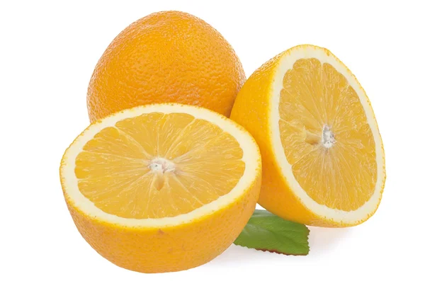 Pomeranče izolovaných na bílém — Stock fotografie