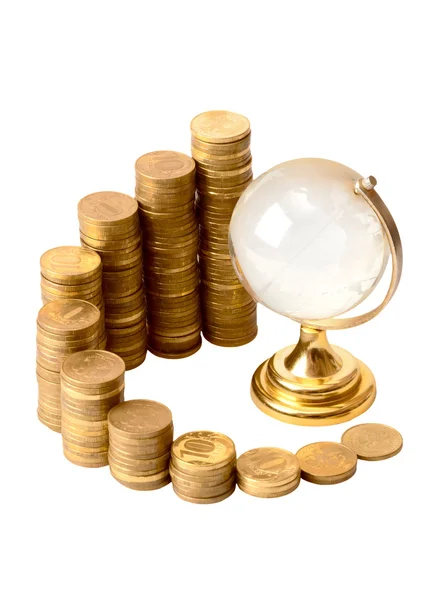 Monedas de oro y globo de cristal — Foto de Stock
