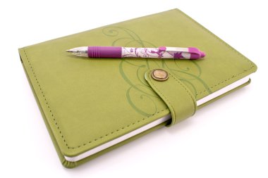 kalem ve yeşil defter