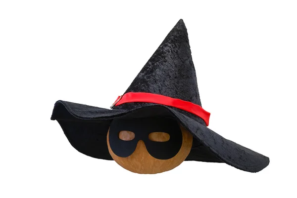 Zucca di Halloween in cappello da strega e maschera nera — Foto Stock