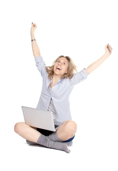 Chica feliz con portátil —  Fotos de Stock