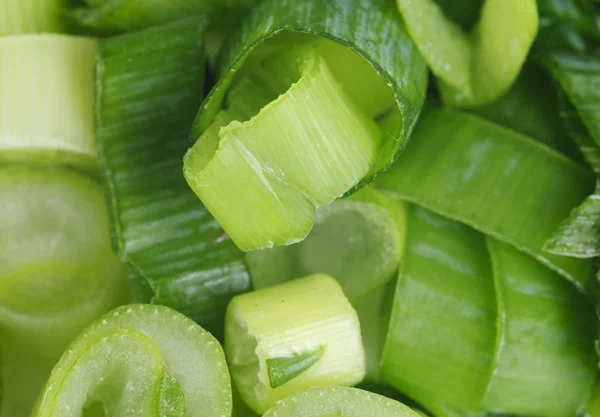 Cipolle affettate fresche come sfondo alimentare — Foto Stock