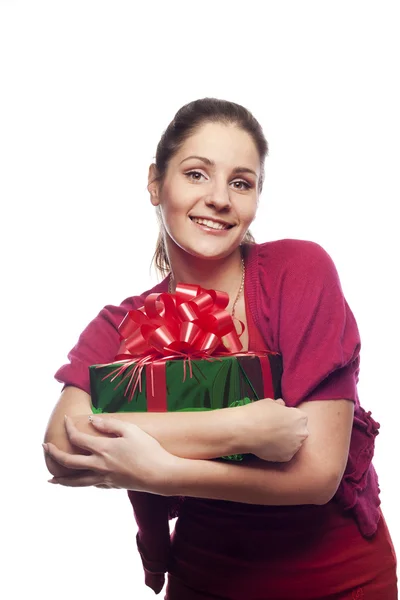 Junge Frau mit Geschenk — Stockfoto