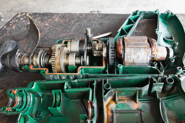 De elektrische boormachine reparatie — Stockfoto