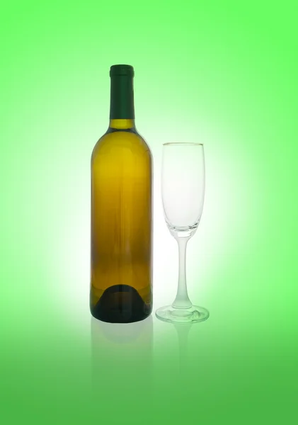 Bottiglie e bicchieri vuoti — Foto Stock