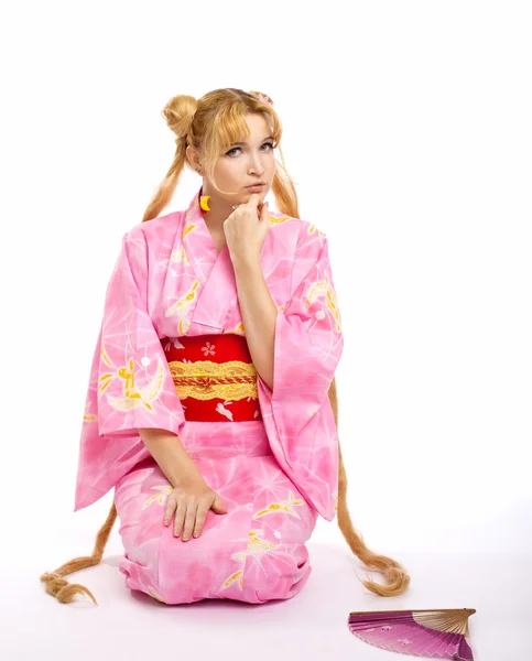 Jovem mulher no traje cosplay quimono — Fotografia de Stock