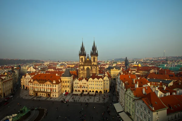 Rynek Starego miasta, w samym centrum Pragi — Zdjęcie stockowe