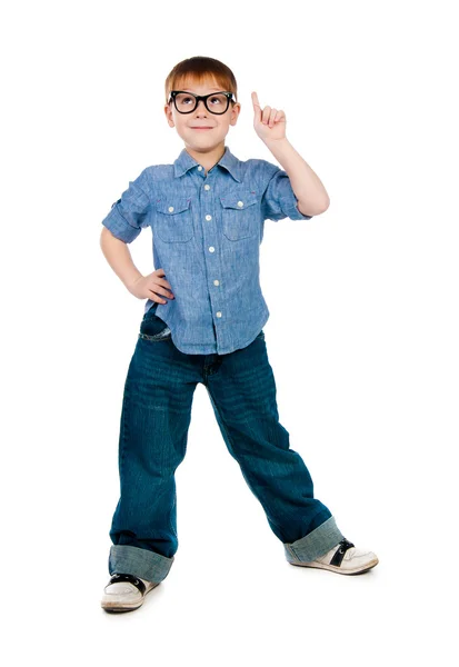 Маленький мальчик в очках — стоковое фото