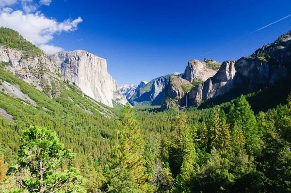 Yosemite Waterfall — Stock Photo, Image