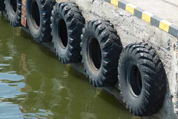 Pára-lamas de pneus — Fotografia de Stock