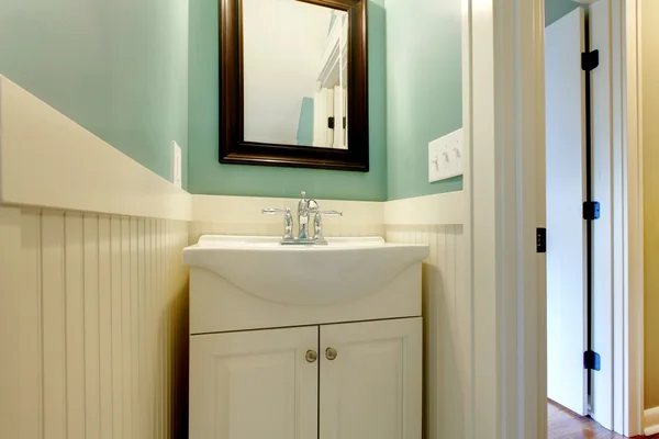 Luxury fresh green blue and white modern bathroom sink — Stock Photo, Image