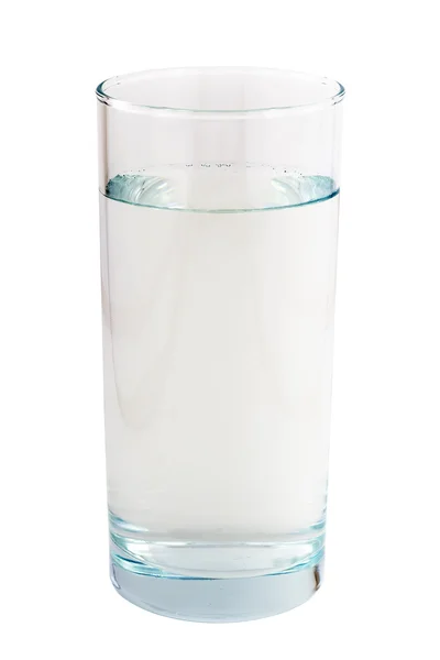 Glas Wasser isoliert auf weißem Hintergrund — Stockfoto