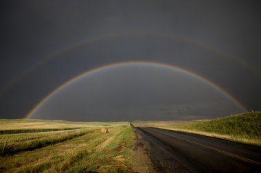 Prairie fırtına gökkuşağı saskatchewan