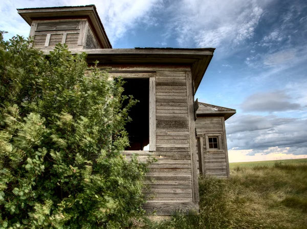 Çiftlik evi saskatchewan Kanada terk — Stok fotoğraf