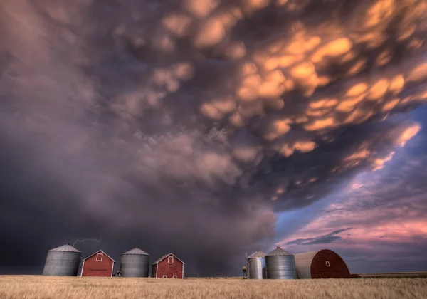 Sonnenuntergang Sturm Wolken Kanada — Stockfoto