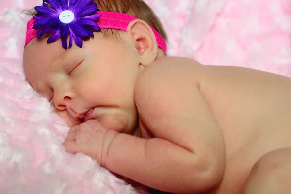 Newborn Baby Girl's First Photo — Stock Photo, Image