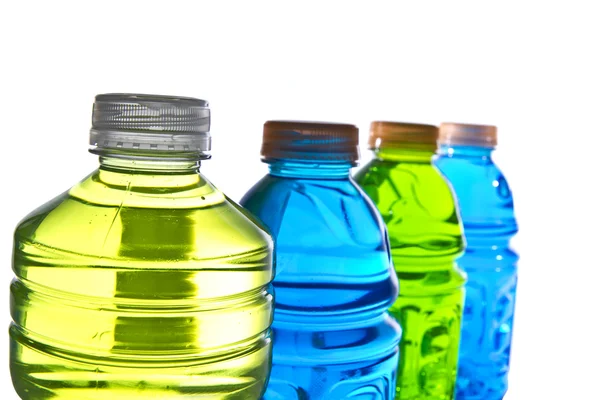 Blaty kolorowe butelki z wodą — Zdjęcie stockowe