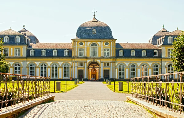 Замок Поппельсдорф — стоковое фото