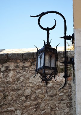 eski sokak lambası