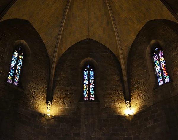 Interieur van de katholieke kerk — Stockfoto
